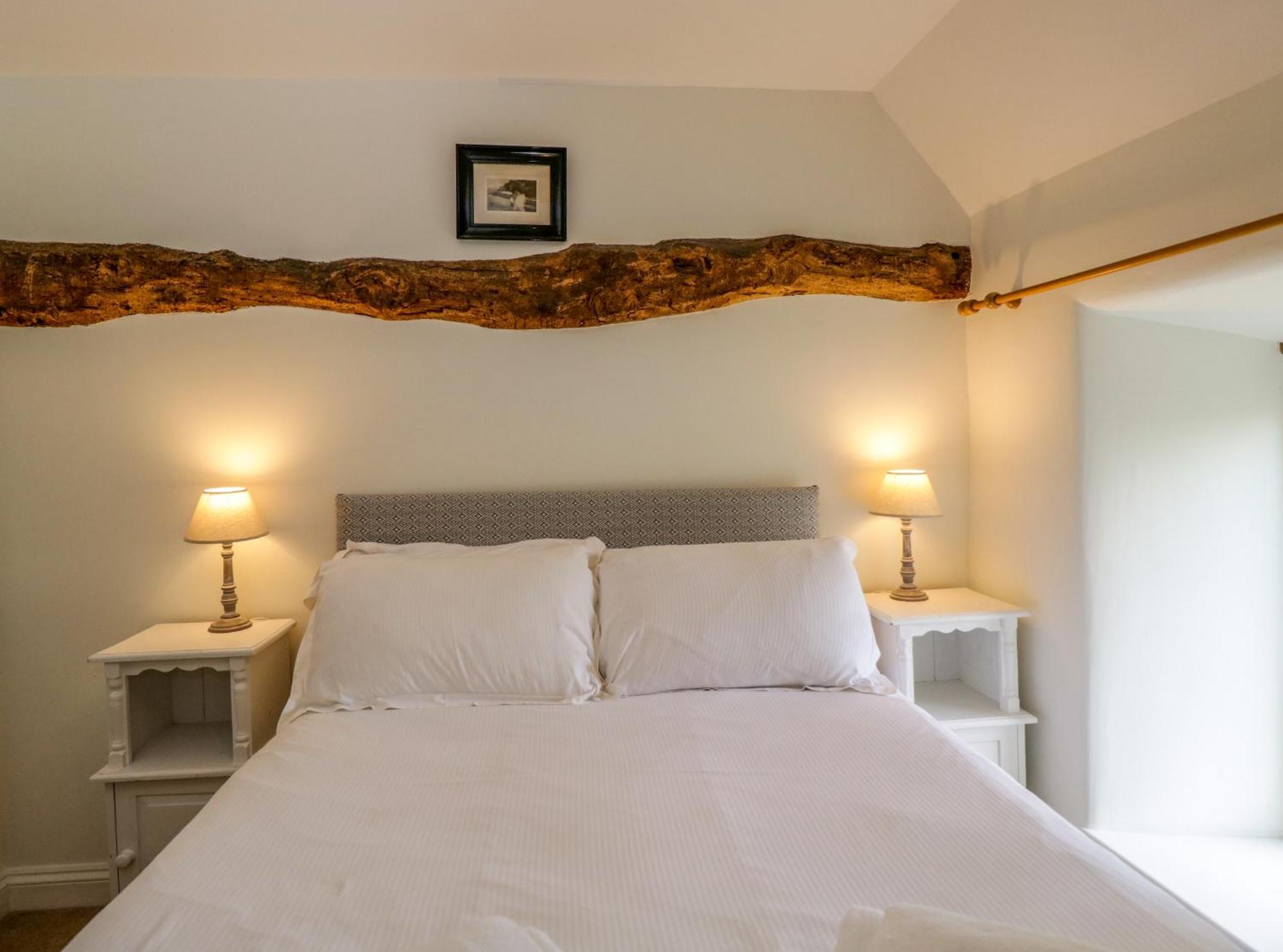Little Owl Barn Villa เบอร์ฟอร์ด ภายนอก รูปภาพ